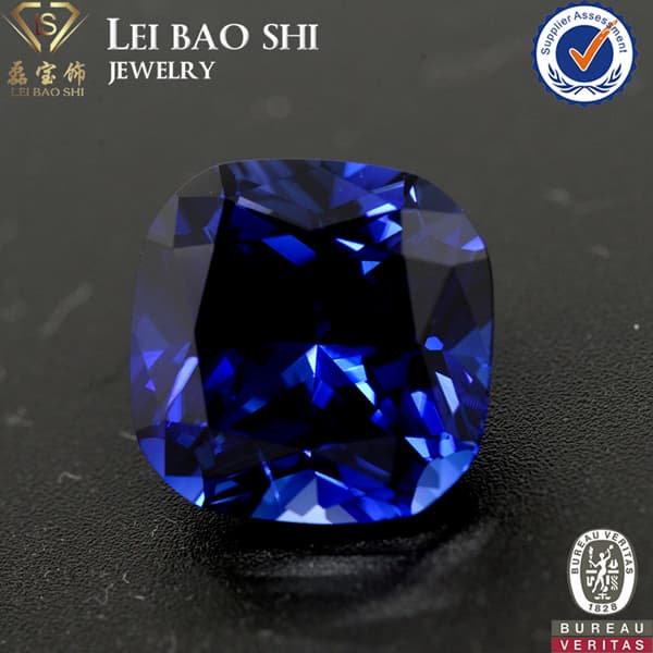 High quality synthetic blue corundum _ 34 blue sapphire